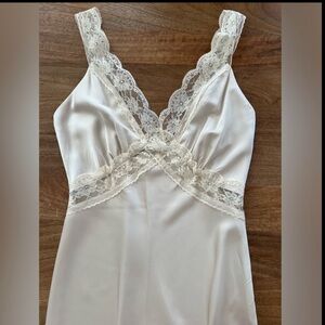 Abercrombie silk and lace midi/ maxi dress size small tall